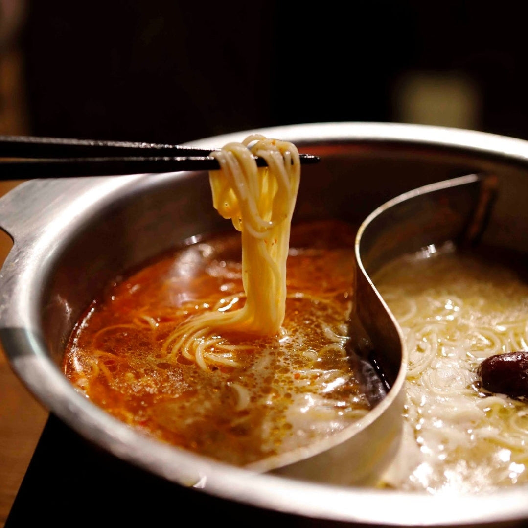 火鍋セット 2人前 | 水餃子・麺・タレ付き | スパイス香る本格中華